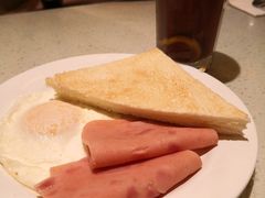 -香港新发烧腊茶餐厅(万象店)