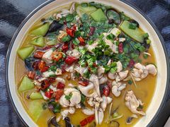 -江上荟·创意中国菜(绿地缤纷城店)