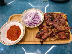 -乡村馕坑肉·烧烤·新疆菜·本地人更爱吃(阿勒泰首店)