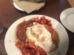-Pancakes on the rocks(Darling Harbour)