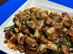 -超越海鲜屋(飞龙物业店)