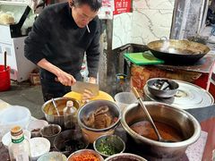 -吴长子卤菜馆(统一街店)