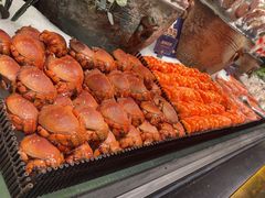 -钱小奴海鲜自助黑金店(杭州滨江龙湖店)