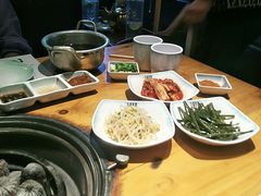 -唯成•韩国炭火烤肉 유성고기