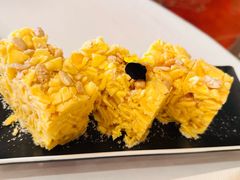 榄仁萨其马-白天鹅宾馆-玉堂春暖餐厅
