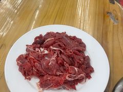 -五指山生态小黄牛(皮皮虾海鲜广场店)