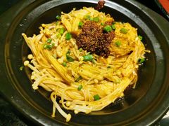 -沪小胖小龙虾(淮海中路旗舰店)