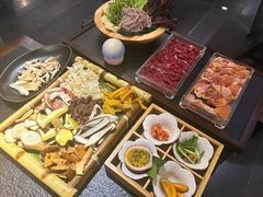 -菌自由丨野生菌火锅特色庭院餐厅(丽江古城店)