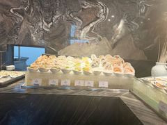 -雍容荟帝王蟹活龙虾展台自助(IFS黑金店)