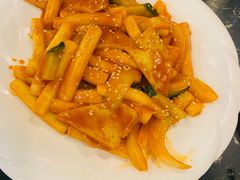 鱼饼炒年糕-桃园中华料理炸酱面(燕儿岛路店)