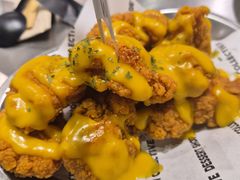 -W COLLECTIVE  DESSERT SHOP
