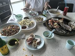 -巧克力渔家.小船海鲜胶东菜(万平口店)