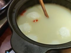 -魏铭鱼头捞饭(晋阳路店)