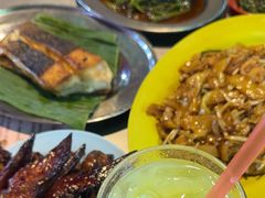-黄亚华小食店(Jalan Alor)