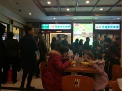 等位区-龙抄手(春熙路总店)