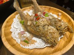 -聚汇三少·龙虾·中餐厅(莫邪路新天地店)