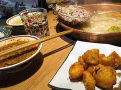 -洱火云南酸菜牛肉火锅(石景山当代商城店)