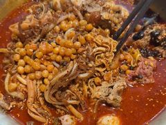 -张翻越·川渝冒菜·武汉黑鸭煲(城北万象城店)