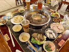 -邓莽子老火锅(中兴路总店)