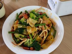 -西部范小生鲜炒大盘鸡(渭南店)