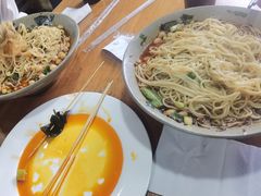 -丁丁猫重庆小面(徐州路店)