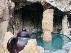 -裕龙汤泉