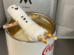 -M Stand(上海人民广场来福士店)