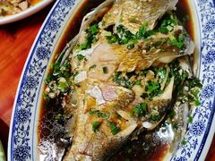 -芦茨金富饭庄·25年老字号·专做稻草鸡