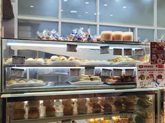 面包甜点陈列柜-白玉兰食品(甜云店)