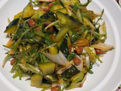 -哈啾嗨·新概念蒙餐(红星新城店)