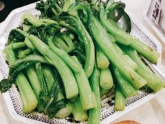 -避风塘潮粤海鲜酒楼