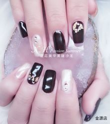 -夏花美甲美睫