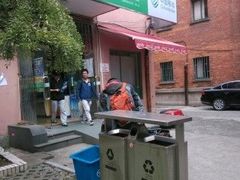 -上海应用技术大学南校区-停车场