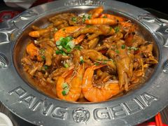 -胖哥俩肉蟹煲(石家庄勒泰中心店)