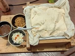 -唐山宴百姓府邸院落中餐