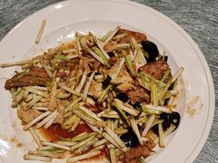-凤凰园烤鸭店·唐山菜·传承花椒肉(老唐丰路店)