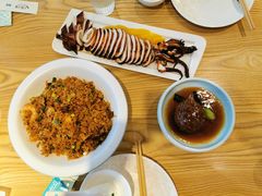 -小镇大厨新概念复合中餐厅(万达广场大连高新店)