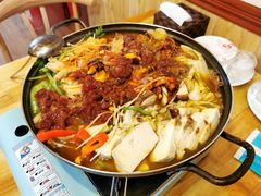 八爪鱼牛肉锅-东吉馆韩式餐厅(八经街总店)