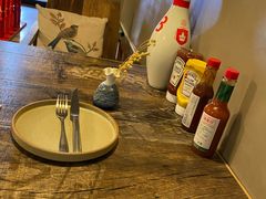 -HIGH FIVE哈福手工汉堡(桂林路店)