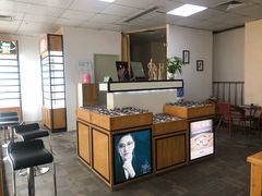 -LOGO眼镜·蔡司品牌折扣店(龙华清湖店)