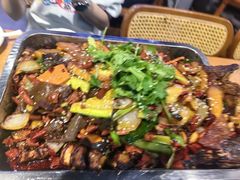 -干老庆贵州留一手烤鱼·地摊火锅(财经大学店)