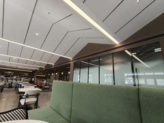 -上海虹桥中心爱琴海亚朵S酒店