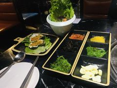-鹤江桥·红油牛肉粉(SKP店)