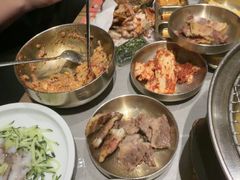 -草家酱蟹炭火烤肉店(珲春南路一店)