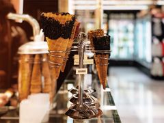 -Venchi (Chocolate & Gelato)