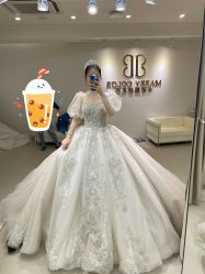 -Color卡诺婚纱礼服馆(南京严选店)