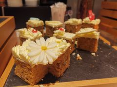 -飨食汇全日制餐厅·昆山皇冠假日酒店(九方店)