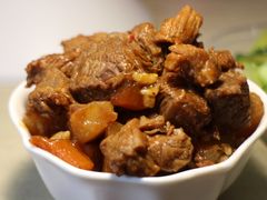 -同济大学本部学苑饮食广场