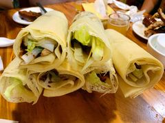 煎饼卷大葱-老济南民间小吃·传统鲁菜(芙蓉街店)