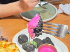 -Dragon Pizza•圆脸龙披萨·牛排餐厅